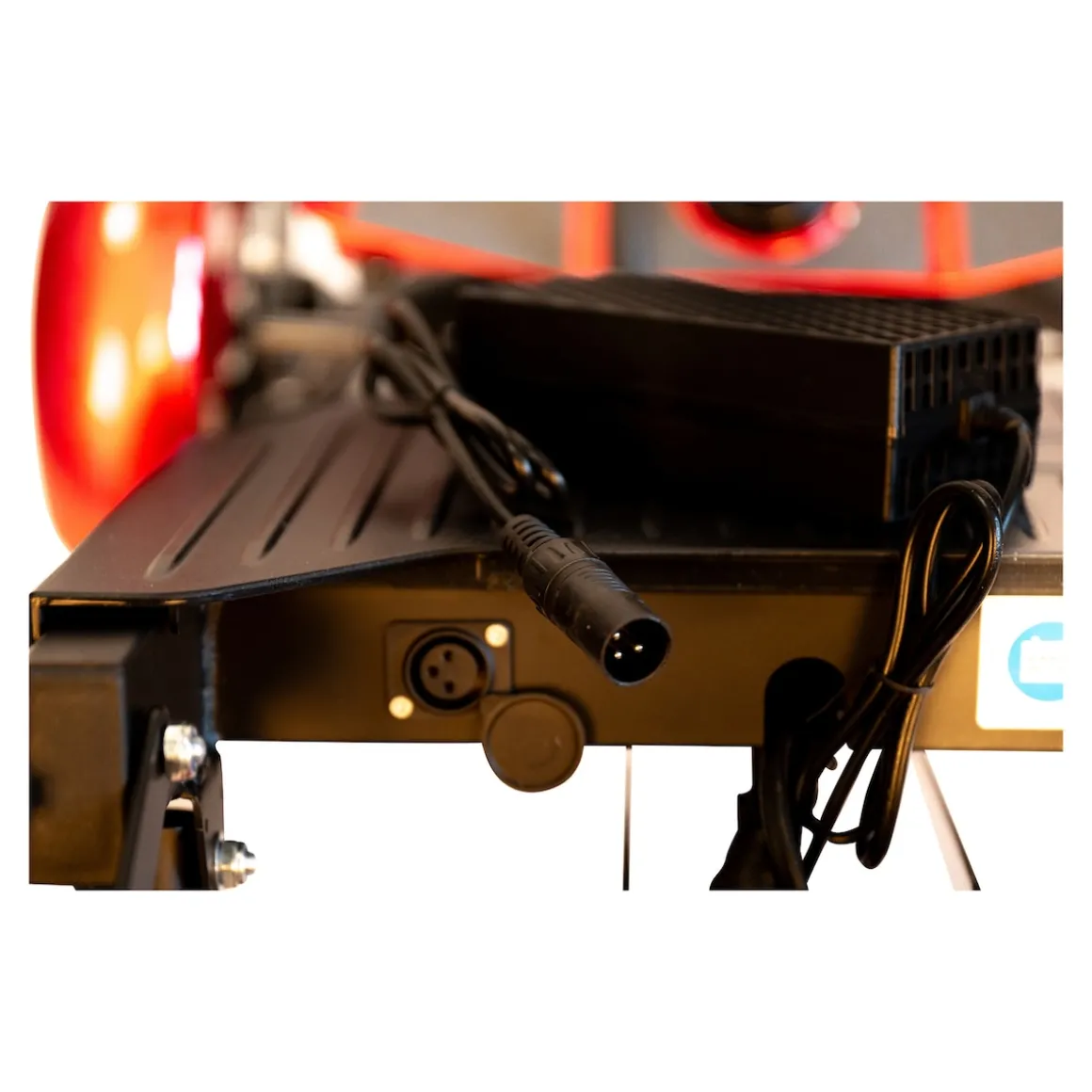 Elektroroller AT52317 mit Tasche & Korb rot