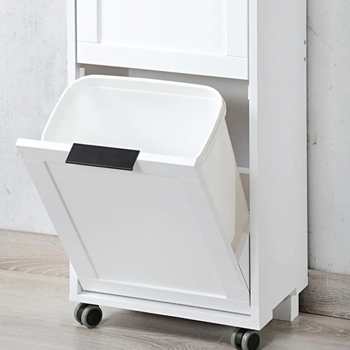 Küchenwagen mit Mülltrennsystem