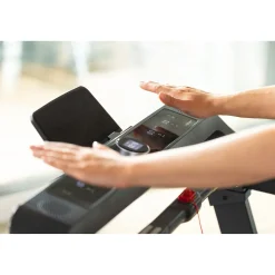 Laufband TM 2400S mit Gestensteuerung