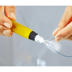 LED-Nadeleinfädler