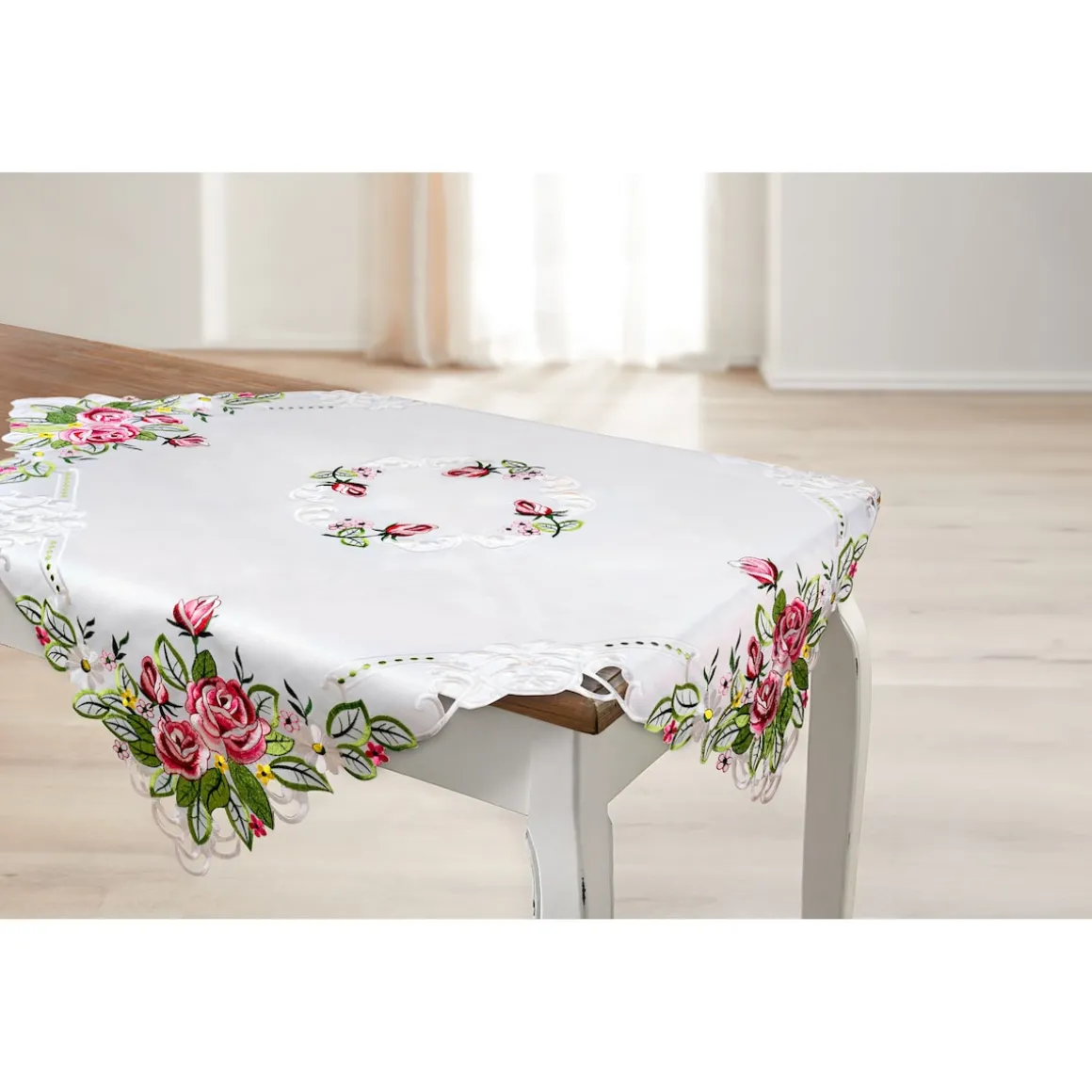 Mitteldecke „Rose mit Spitze“, 85x85 cm