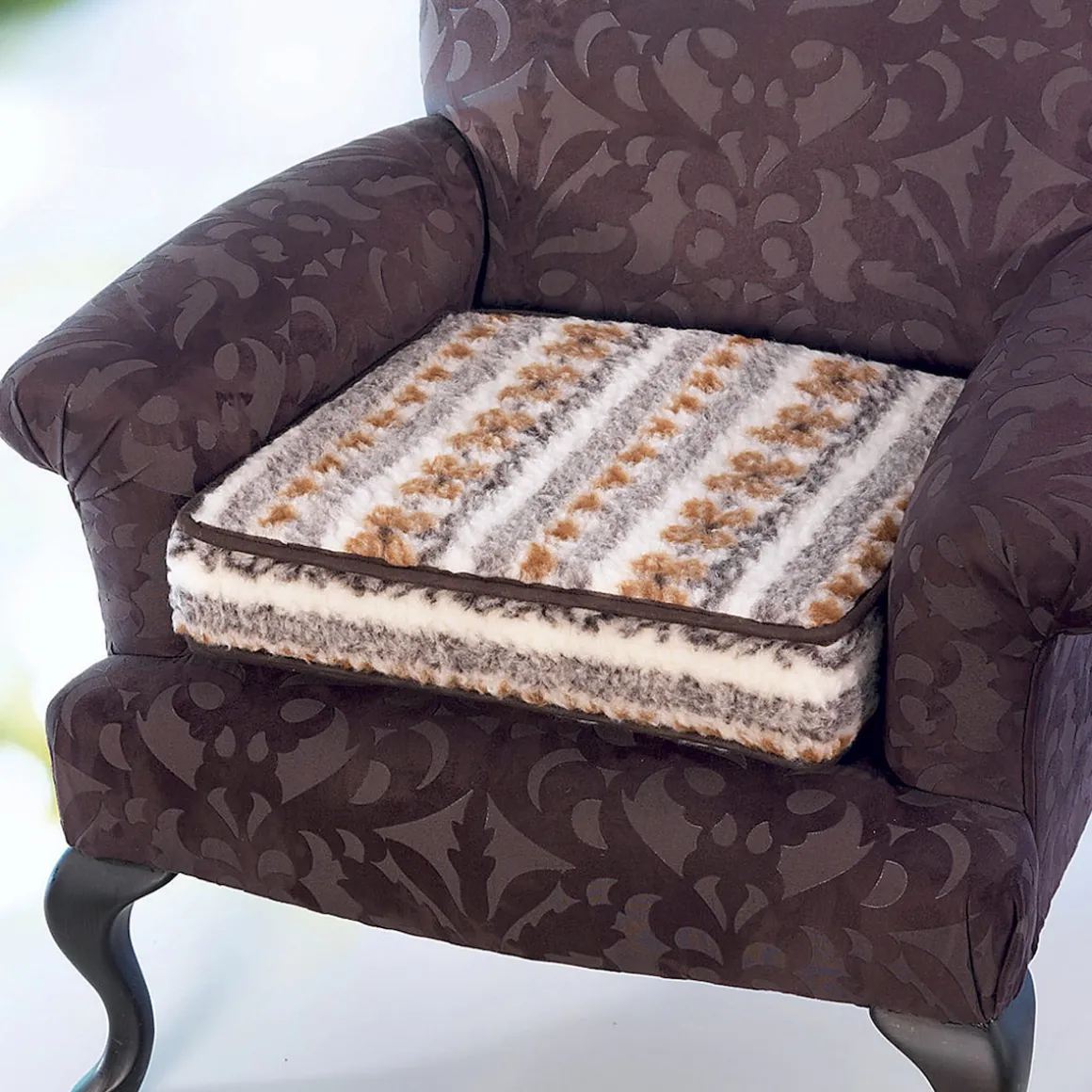 Sitzerhöhung mit Schurwolle