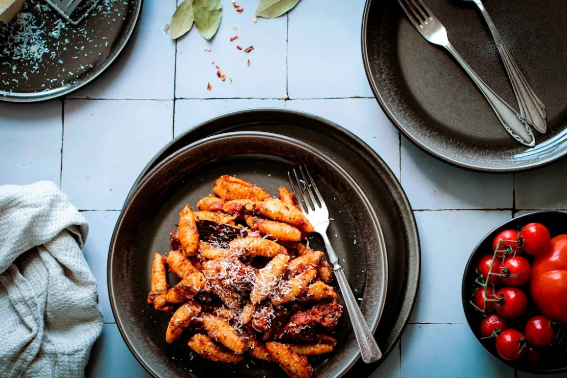 Tafelservice, Steinzeug NIARA Schwarz / Grau