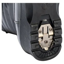 Winterstiefelette mit Spikes 